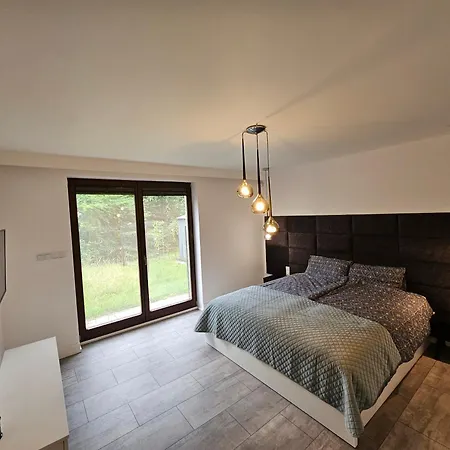 Groups 3 Bedrooms 2 Bathrooms Garden&grill *